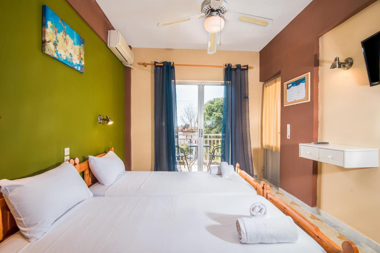 Southgate Apartments Agios Georgios  Exteriör bild